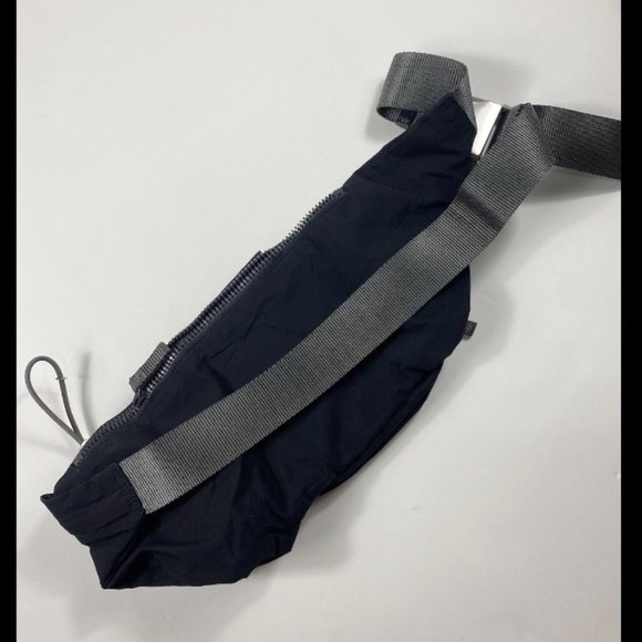 Prada Utility Waist Bag - Picture 2 of 6